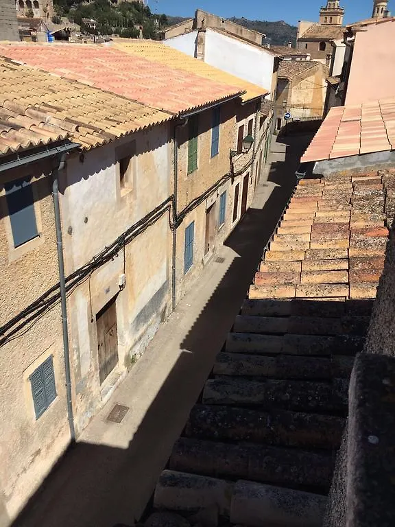 Stadthaus Mitten Im Kuenstlerviertel Von Arta Mit Zwei Wohnungen 0*,  Spain