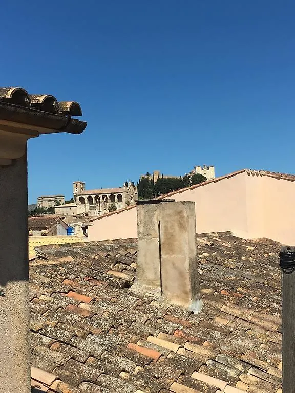 Stadthaus Mitten Im Kuenstlerviertel Von Arta Mit Zwei Wohnungen Spanien