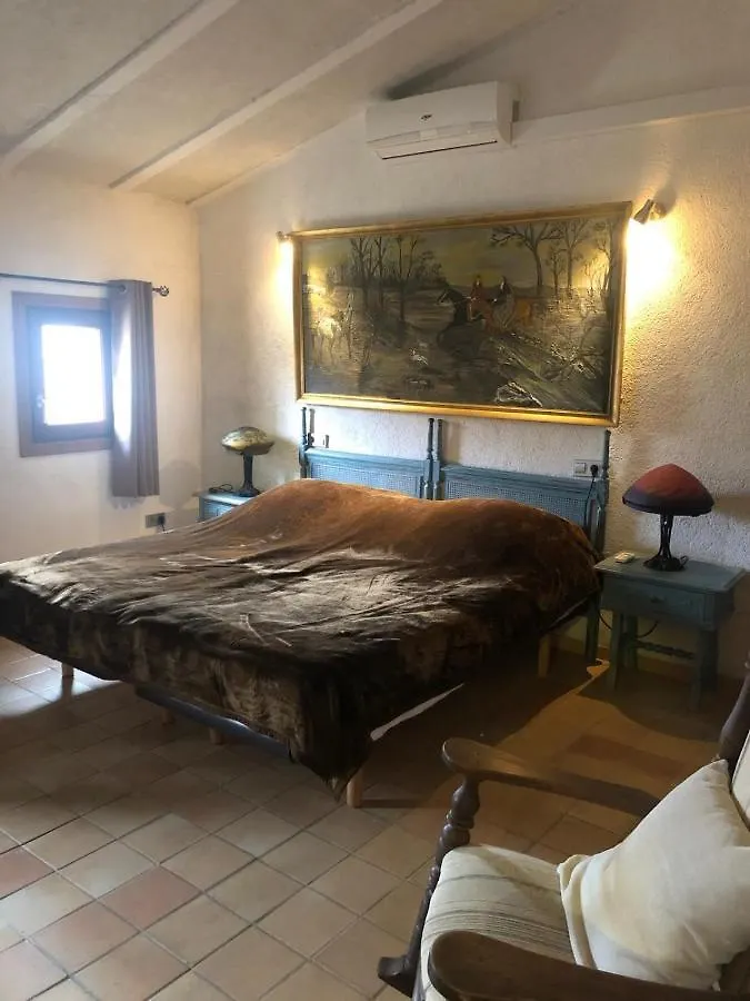 Apartment Stadthaus Mitten Im Kuenstlerviertel Von Arta Mit Zwei Wohnungen Spain