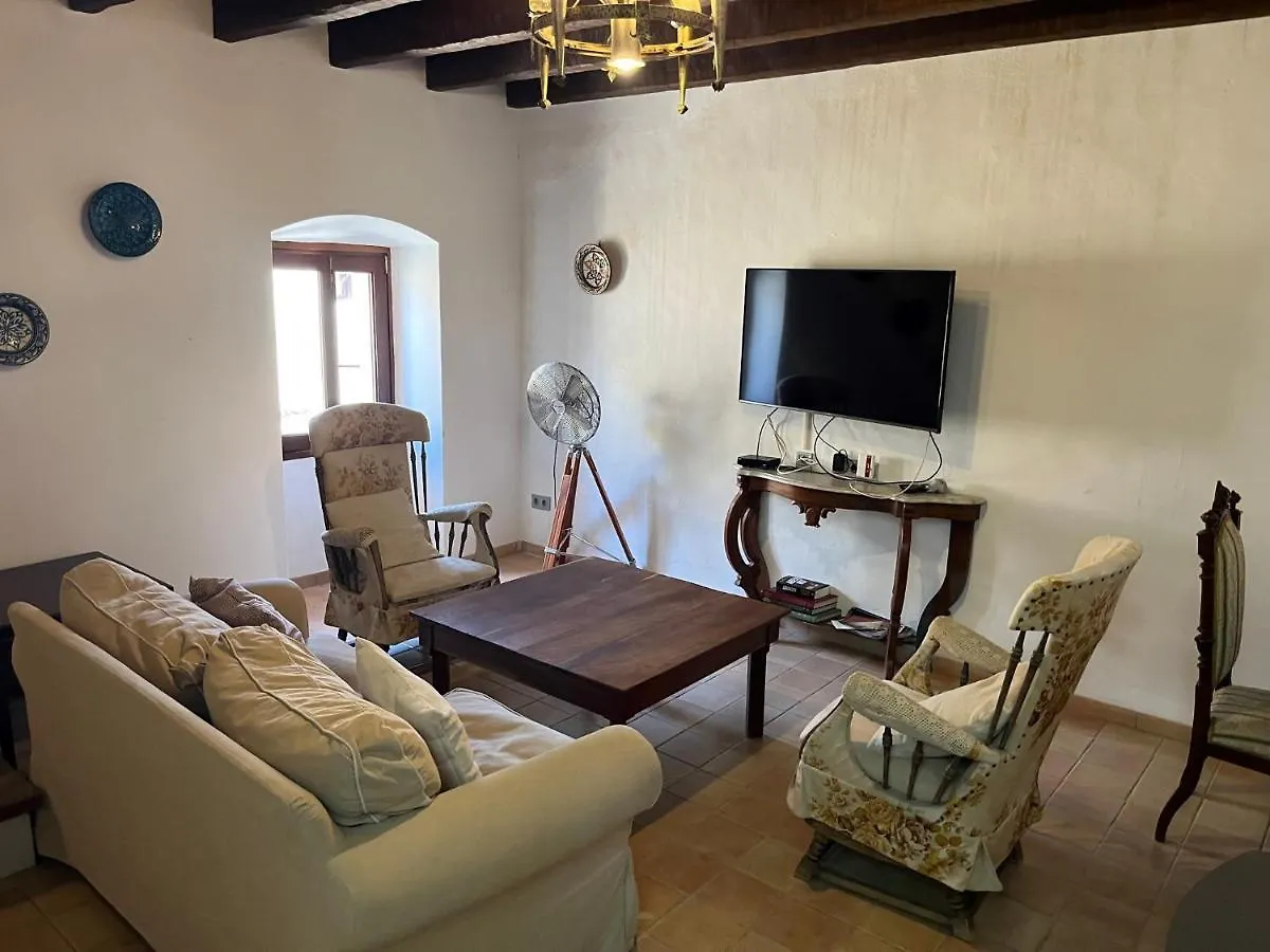 Apartment Stadthaus mitten im Künstlerviertel von Artá mit zwei Wohnungen